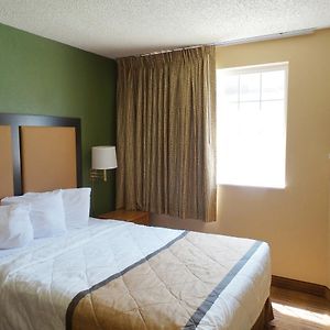 One Bedroom Suite 1 Queen Bed Non-Smoking